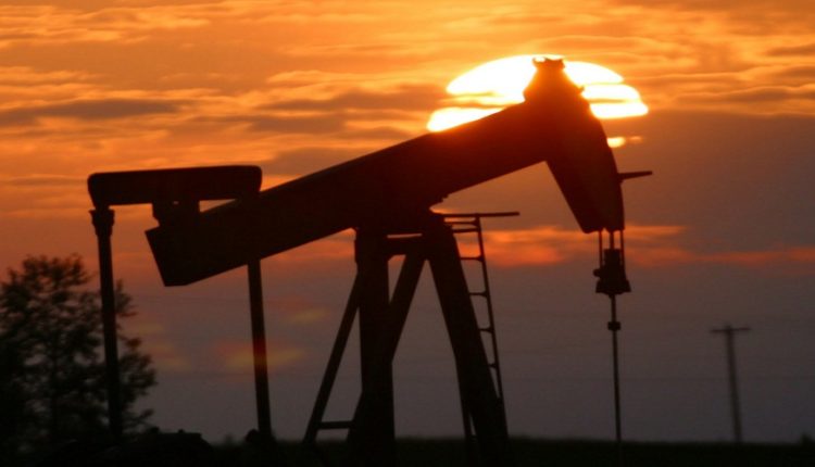 Le pétrole Brent franchit la barre des 85 USD pour la 1ère fois depuis novembre 2014