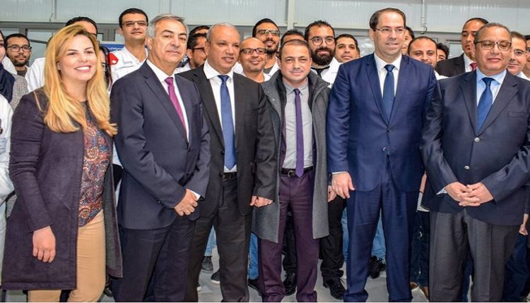 Chahed visite LEONI, plus grand employeur en Tunisie après l’Etat