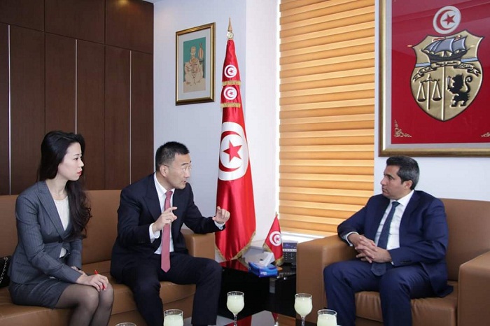 Le vice-président de Huawei Technologies reçu par le président de la République, Béji Caïd Essebsi et les ministres en Tunisie