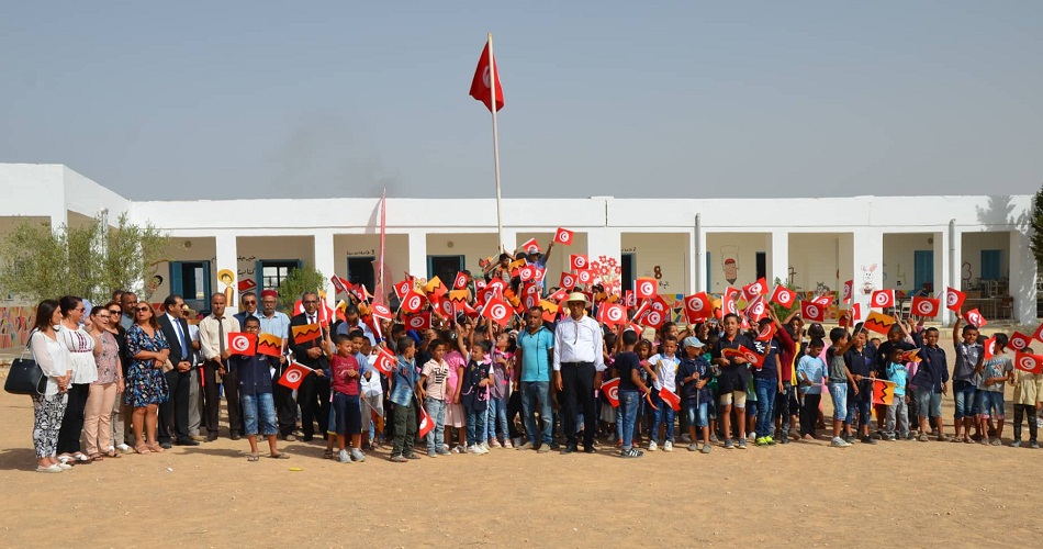 Attijari bank continue ses actions RSE avec les écoles primaires «Labba» et l’école «B’Hira» à Medenine