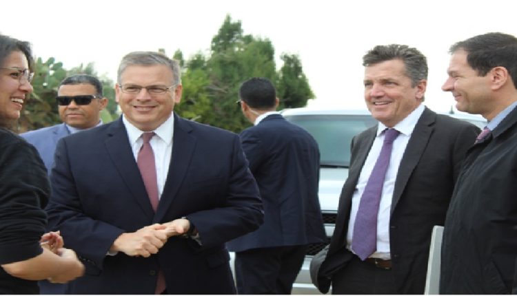 L’ambassadeur des ETATS-UNIS à l’écoute des agriculteurs de Jendouba