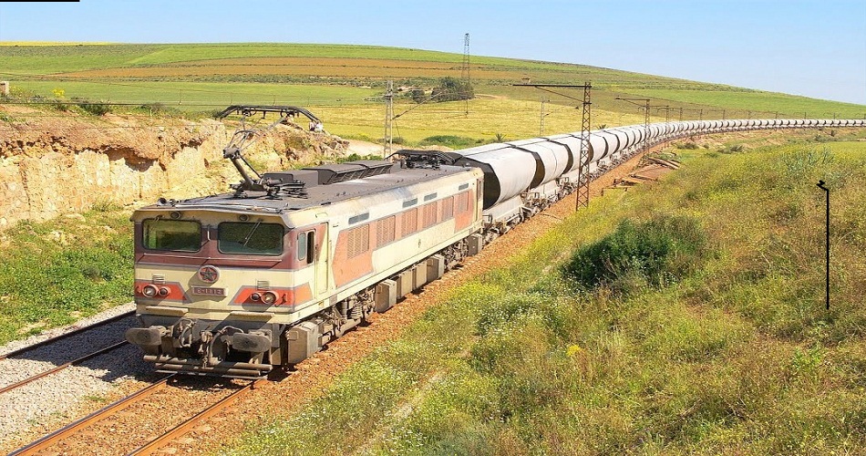 Mines : reprise du trafic des trains transportant le phosphate de Gafsa vers Skhira à Sfax, après plus de 3 semaines d'arrêt