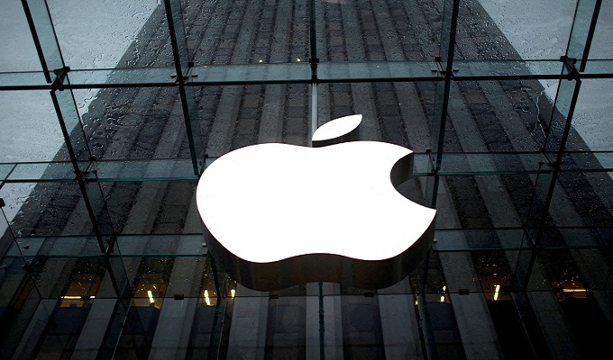 Apple pour éviter le départ de ses employés augmente leurs salaires de 45%