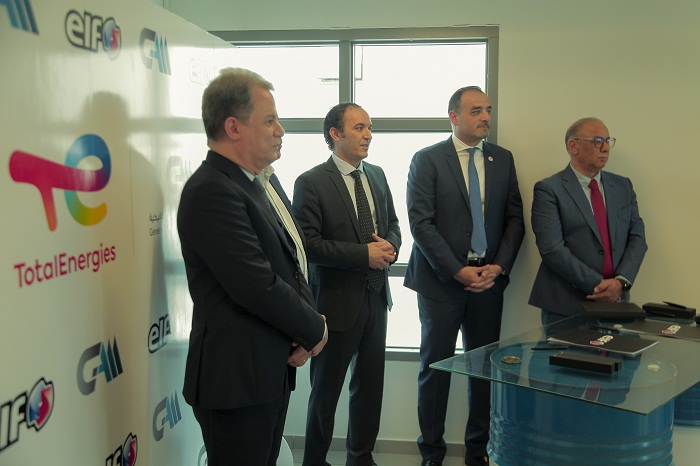 Signature du contrat entre TotalEnergies Marketing Tunisie et Générale des Applications Mécaniques pour la distribution des lubrifiants Elf