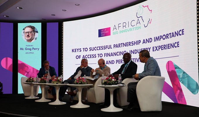 Dialogue régional sur les partenariats et les financements pour stimuler la production locale biopharmaceutique durable en Afrique