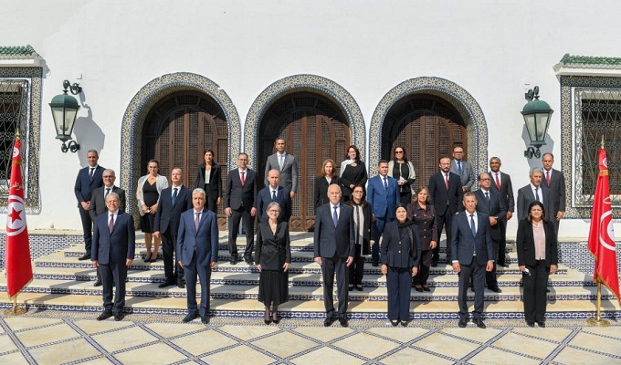 Tunisie : Le gouvernement publie une nouvelle note sur les majorations salariales dans le secteur public