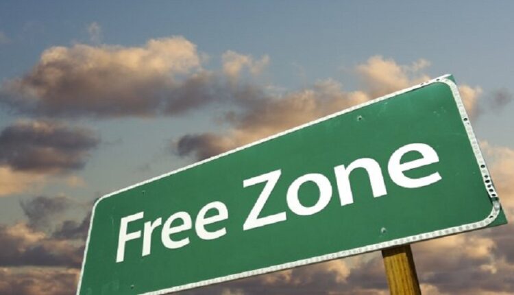 Algérie : le président Tebboune annonce la création de zones franches avec cinq pays frontaliers en 2024