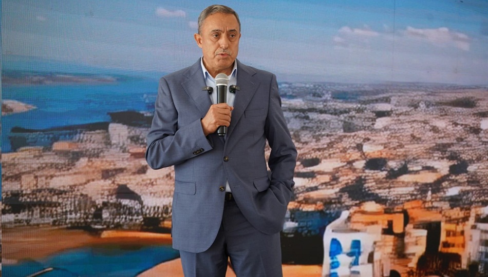 abd823b2 5bae 44c7 b444 49c182f22123